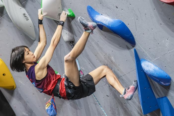 攀岩世界杯吴江汾湖站落幕：伍鹏荣膺男子速度