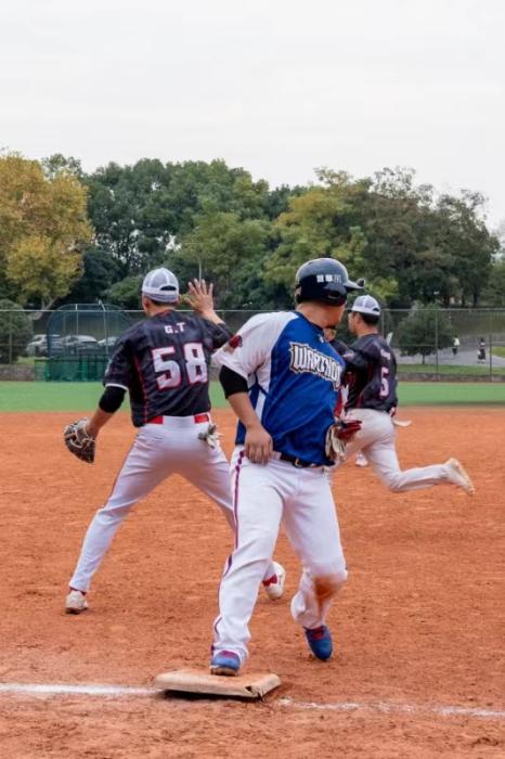 熊猫杯慢投垒球分区赛全部结束，18支球队晋级总