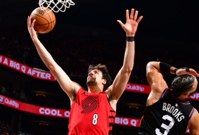 开拓者客场逆转太阳直通季后赛 时隔5年重返赛场